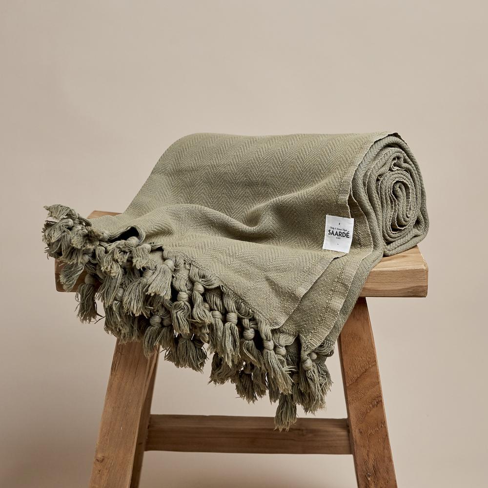 Saarde' Vintage Wash 100% Cotton Blanket - Olive